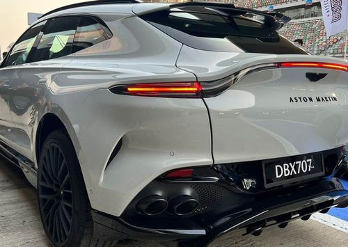 Aston Martin DBX