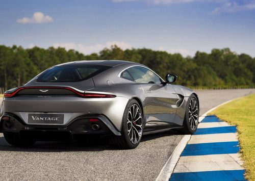 Aston Martin Vantage