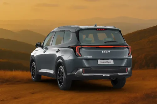 Kia Carens Clavis