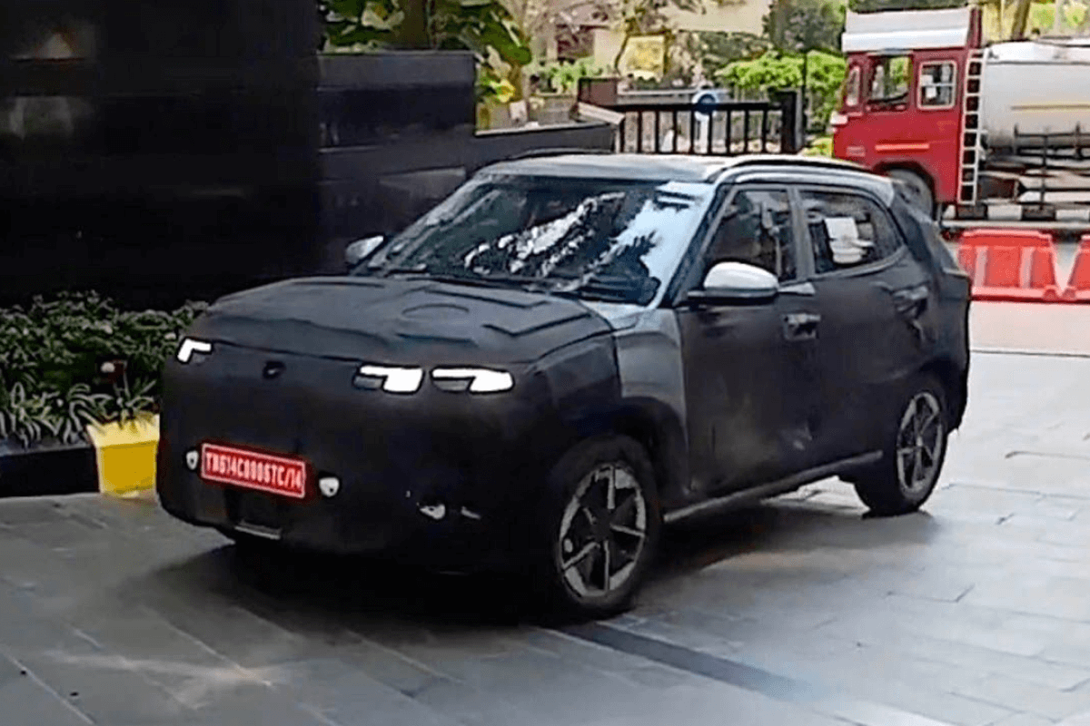 hyundai creta ev being tested in India camouflaged 