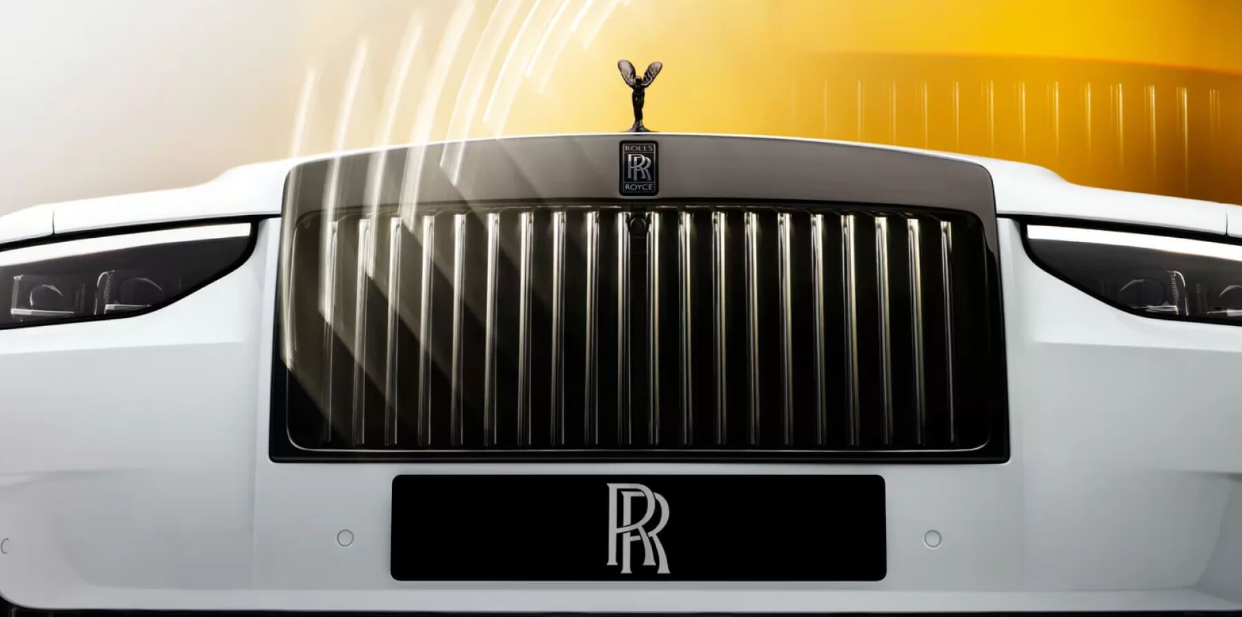 rolls royce ghost 2025 illuminated grille